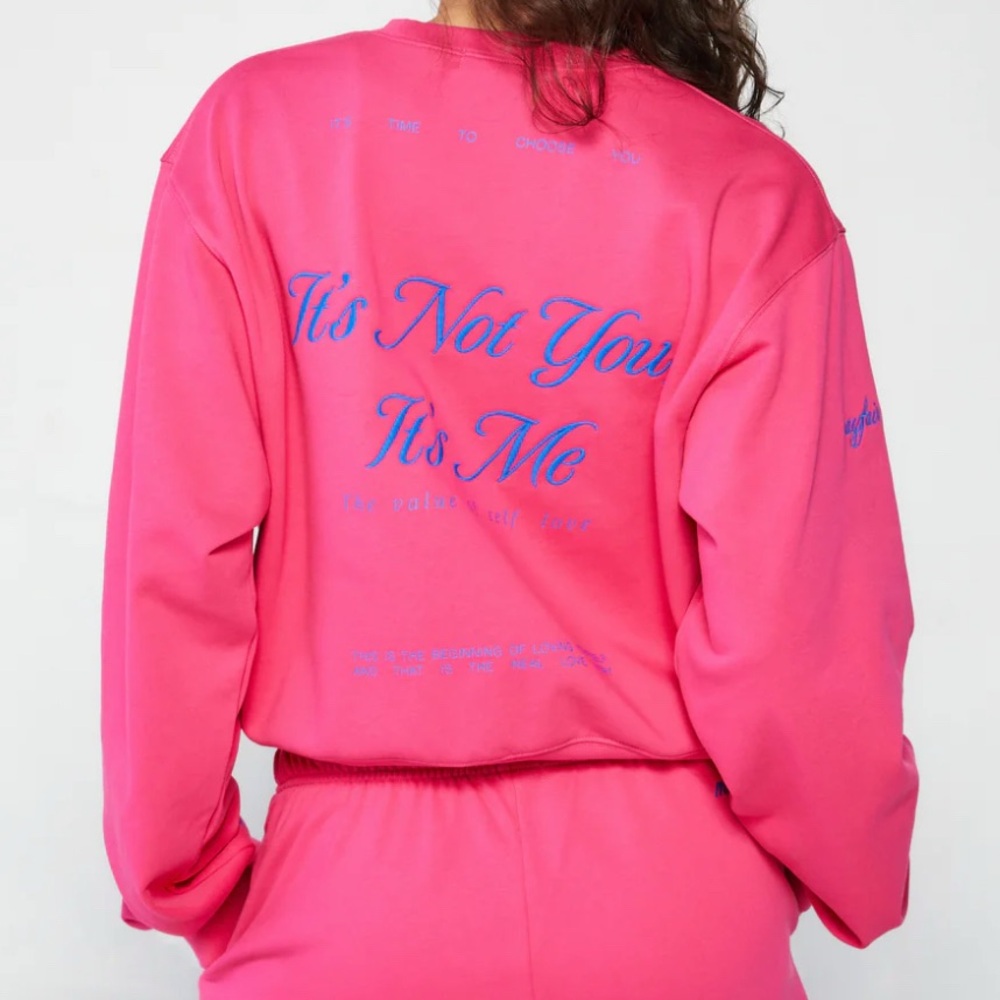 Women's Pink Crew Neck Sweater